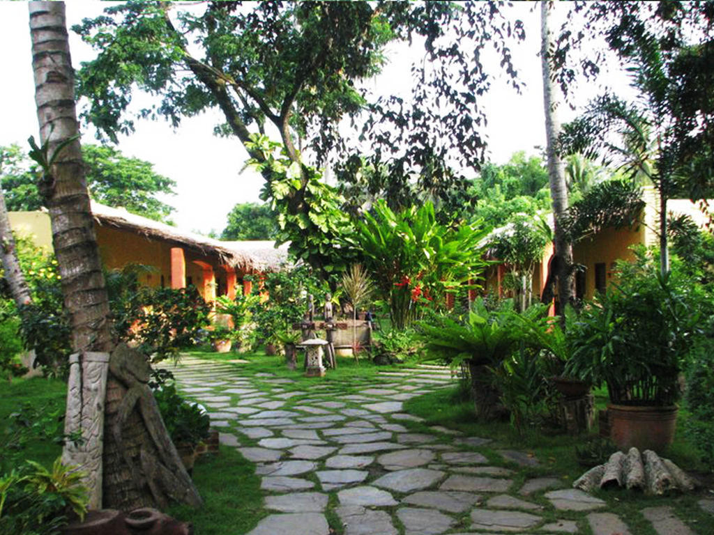 Hibiscus Garden Resort Puerto Princesa Zewnętrze zdjęcie